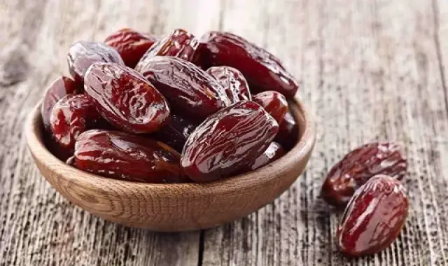 خرید جدیدترین انواع خرما ربی سراوان