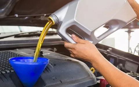 روغن موتور ضد رسوب؛ افزایش عمر موتور کاهش سوخت گرانروی (10 40)