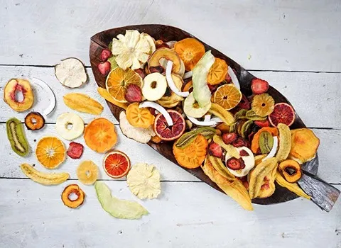 راهنمای خرید میوه خشک در اصفهان + قیمت عالی