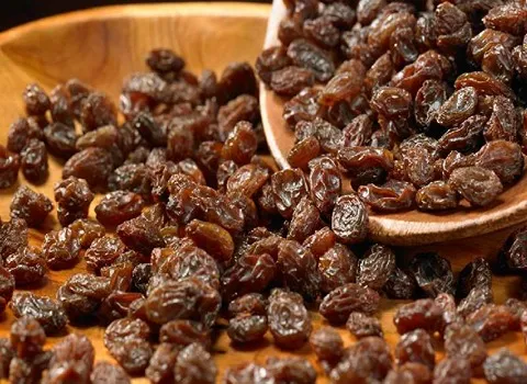 کشمش صادراتی شیراز (خشکبار) هسته دار بی هسته 2 رنگ قهوه ای سبز