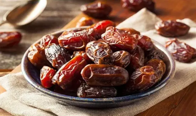 بهترین خرما خشک اهواز + قیمت خرید عالی