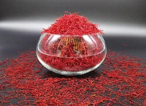 خرید زعفران نگین ممتاز صادراتی با قیمت استثنایی