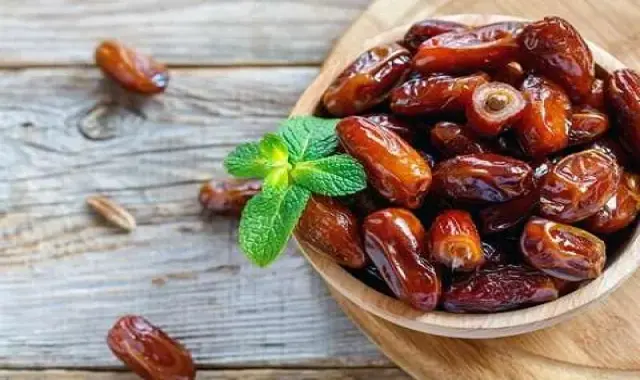 خرما پیارم فله؛ درشت پوست نازک ماندگاری بالا حاوی فروکتوز Glucose