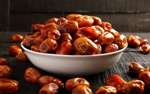 خرما یک کیلویی؛ کبکاب خاصویی مرداسنگ برهی 2 نوع تر خشک