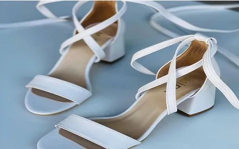 کفش چرمی سفید زنانه | خرید با قیمت ارزان