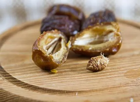 خرمای بدون هسته استعمران یک کیلویی کد 12