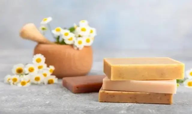 صابون سفید کننده بابونه؛ رفع آفتاب سوختگی پوست حاوی ضد التهابی Chamomile