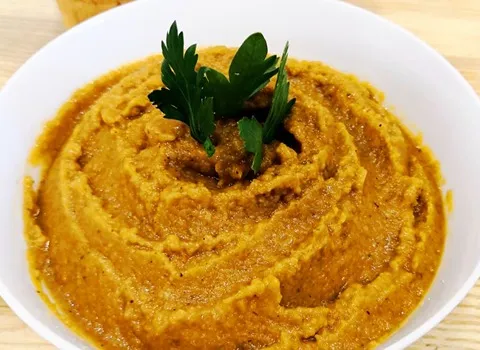 کنسرو خوراک بادمجان تبرک؛ رژیمی نیمه آماده حاوی فسفر آهن Fiber