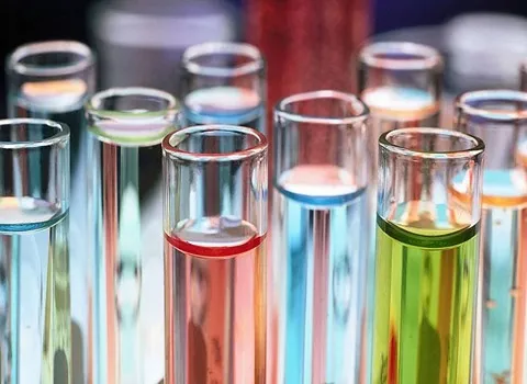 مواد اولیه شوینده صنعتی؛ صابون شامپو گالن بشکه آنزیم lipase