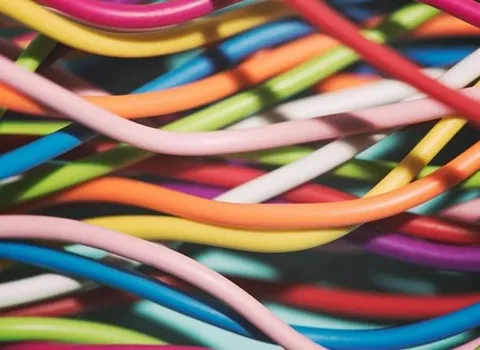 قیمت سیم و کابل هادی نور گستر از تولید به مصرف