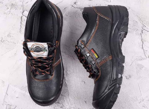 قیمت کفش ایمنی برق کاترپیلار