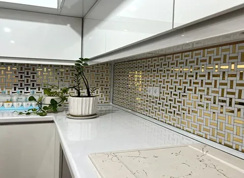 خرید و قیمت انواع کاشی سرامیکی بین کابینتی