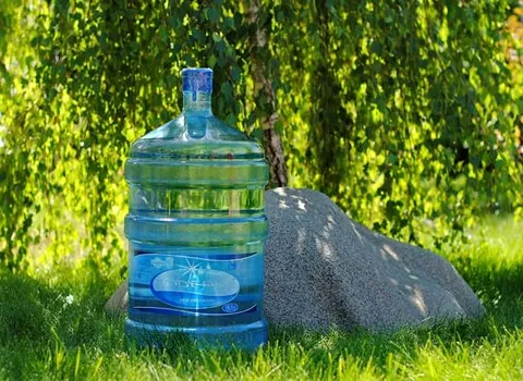 آب معدنی 20 لیتری؛ صنعتی طبیعی درمان مشکلات کبدی حاوی Nitrate