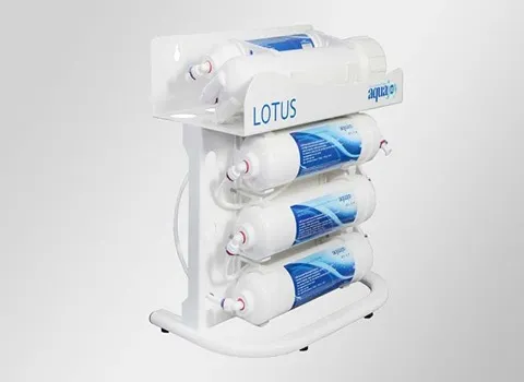 تصفیه آب خانگی آکواجوی مدل لوتوس؛ دارای 5 فیلتر بهبود دهنده مزه بوی آب