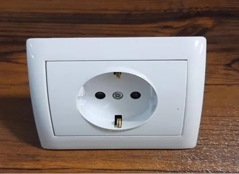 قیمت پریز برق سفید