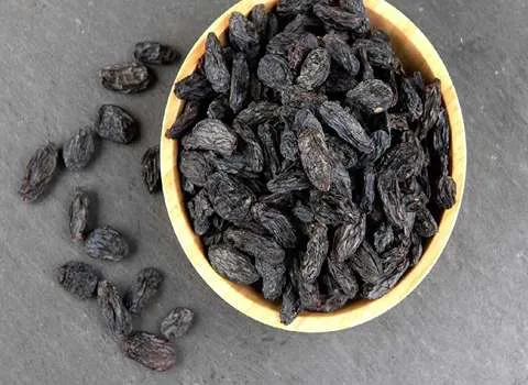 کشمش مویز؛ ارگانیک هسته دار حاوی مواد معدنی Vitamin