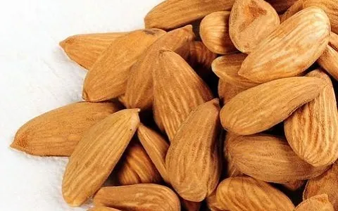 قیمت خرید مغز بادام ایرانی + طرز تهیه