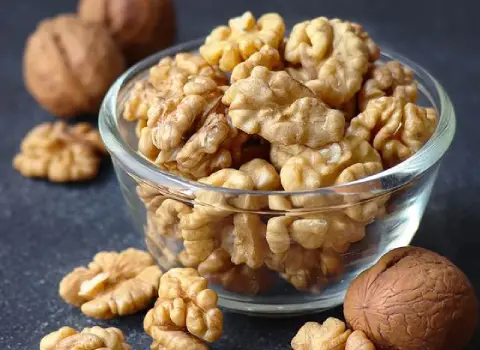 قیمت و خرید مغز گردو چاپار با مشخصات کامل