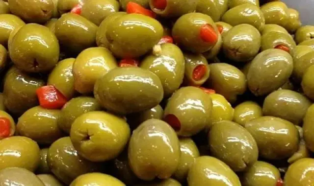 خرید زیتون بدون هسته ارزان قیمت