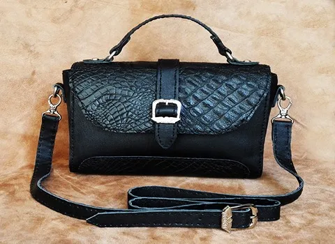 قیمت کیف چرم طبیعی زنانه