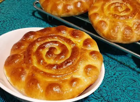 کلوچه شمال؛ سنتی صنعتی ترکیب آرد گلاب تخم مرغ فاقد مواد نگهدارنده