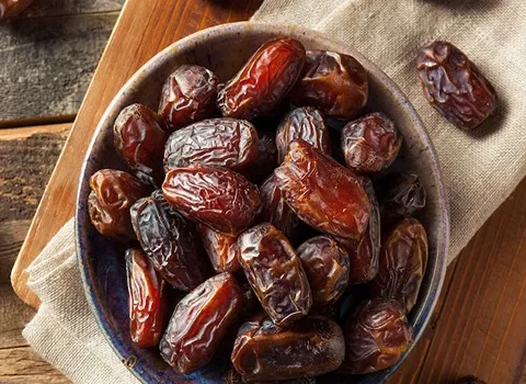 قیمت خرید خرما ضیافتی بم + تست کیفیت