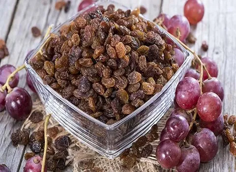 کشمش پلویی ریز؛ آفتابی دودی 3 رنگ زرد قهوه ای قرمز