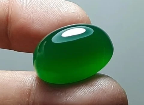 خواص سنگ عقیق سبز و روش تشخیص اصالت انواع آن