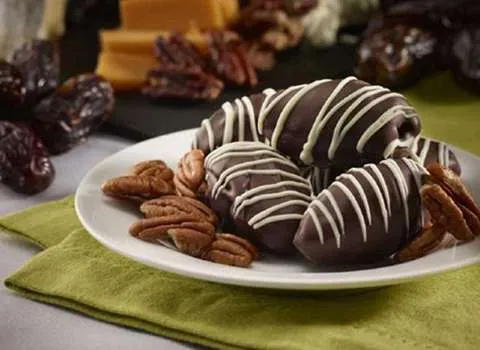 خرما شکلاتی مغزدار تلخ ایوان | قیمت مناسب خرید عالی