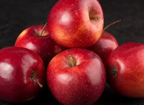 مناسب ترین قیمت سیب قرمز ترش در دی ماه ۱۴۰۱