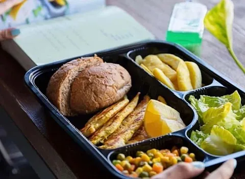 ظرف یکبار مصرف چهارگوش؛ رنگی ساده 3 جنس پلاستیکی فومی Aluminium