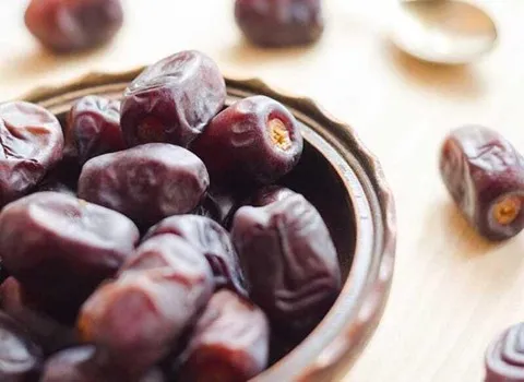 خرما طبس؛ طعم دلپذیر (کبکاب) تقویت پوست مو ویتامین B3