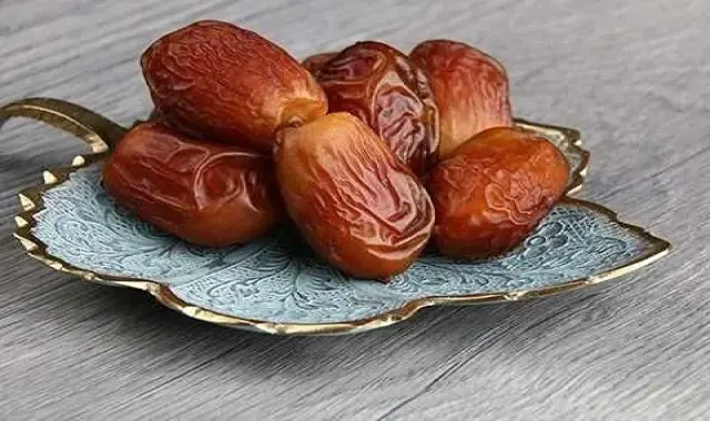 خرید خرما زاهدی صادراتی با قیمت استثنایی