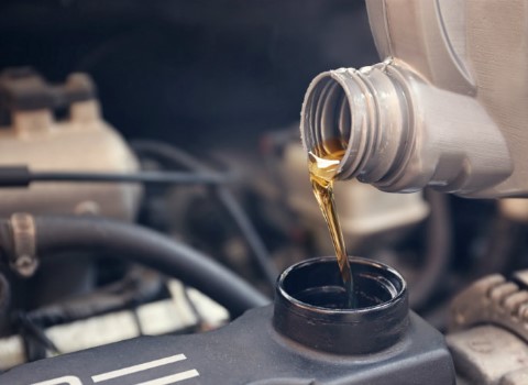 روغن موتور وینتون طلایی؛ گرانروی ضد زنگ خودرو سواری بنزینی دیزلی