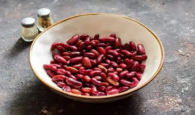 لوبیا قرمز درجه یک ؛ دانه درشت پوسته بیرونی نازک براق سرشار از ویتامین املاح معدنی