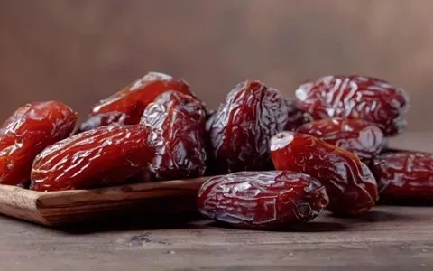 قیمت خرمای کم شیرین + خرید و فروش انکر عمده