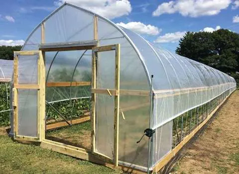 بهترین قیمت خرید نایلون گلخانه ای در اصفهان