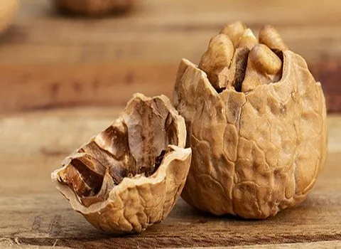 خرید گردو کاغذی مراغه + قیمت عالی با کیفیت تضمینی