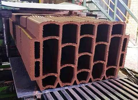 آجر سفال پرشین قزوین؛ مستطیلی جنس خاک رس سایز (10 15)