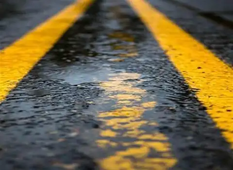 لیست قیمت رنگ ترافیکی مشکی ۱۴۰۱