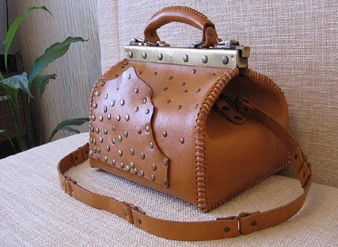 کیف چرم فانتزی؛ مجلسی اسپرت نگین دار دست دوز Leather bags