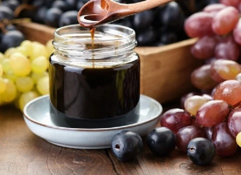 شیره انگور قرمز؛ سنتی کارخانه ای غلیظ شفاف خوش طعم