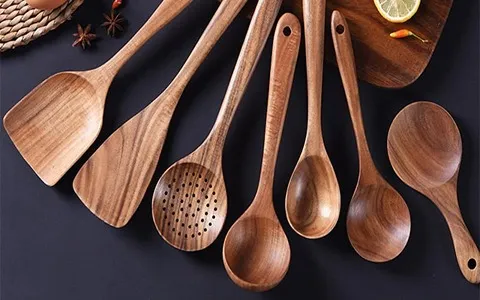 قاشق چوبی شمال؛ استحکام بالا نارسا بودن سرویس کامل تکی