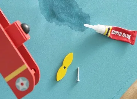 چسب قطره ای صنعتی؛ شفاف بدون رنگ مقاوم مناسب صنعت سرامیک glue