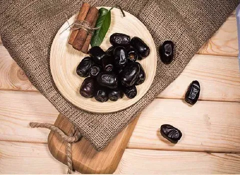 خرید خرمای مضافتی در شیراز با قیمت استثنایی