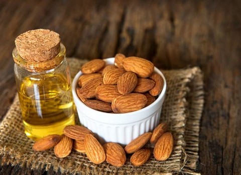 بهترین روغن بادام شیرین + قیمت خرید عالی