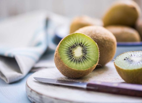 قیمت خرید کیوی صادراتی مازندران + خواص، معایب و مزایا