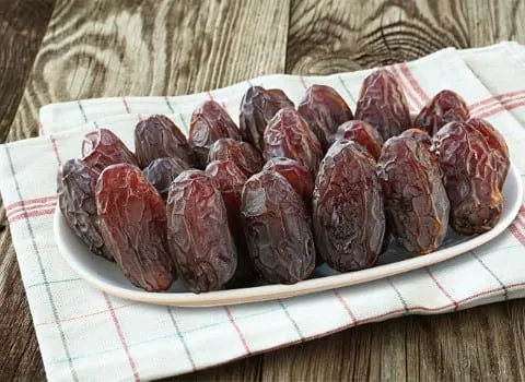 بهترین خرما خنیزی خوزستان + قیمت خرید عالی