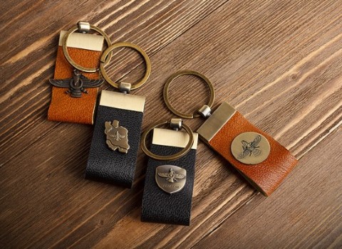 خرید انواع جاسوئیچی چرم مشهد + قیمت