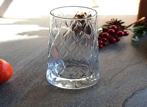 مشخصات لیوان بلور اصفهان و نحوه خرید عمده